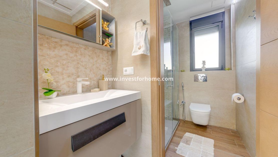 Sale - Villa - Torrevieja - Los Balcones