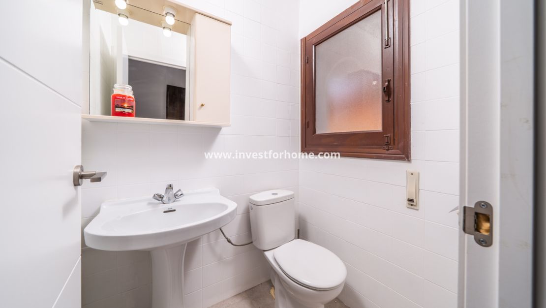 Sale - Villa - Torrevieja - Los Balcones