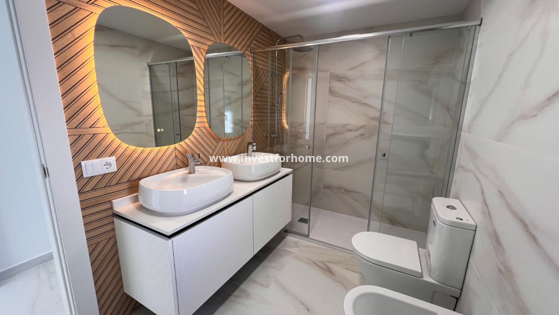 Sale - Villa - Torrevieja - Los Balcones