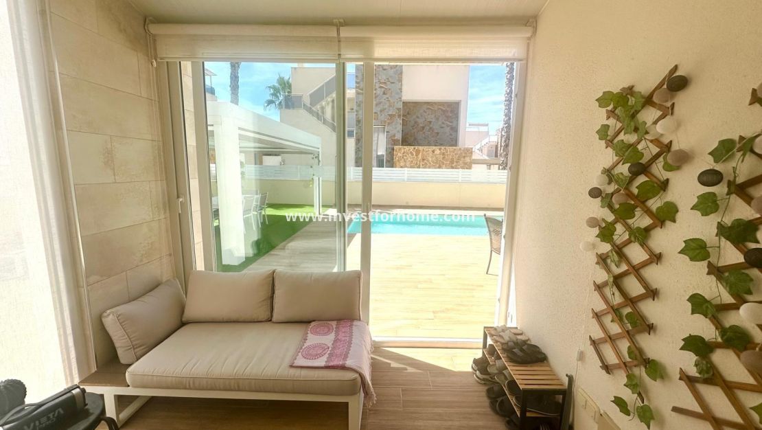 Sale - Villa - Torrevieja - Miramar - Torre Del Moro