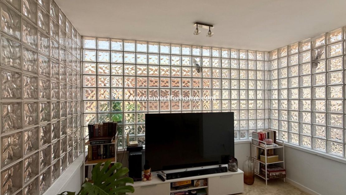 Sale - Villa - Torrevieja - Nueva Torrevieja - Aguas Nuevas