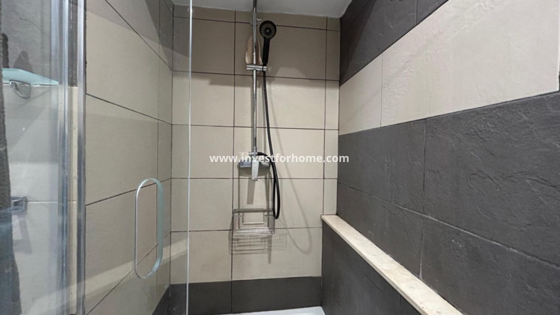 Sale - Villa - Torrevieja - Nueva Torrevieja - Aguas Nuevas