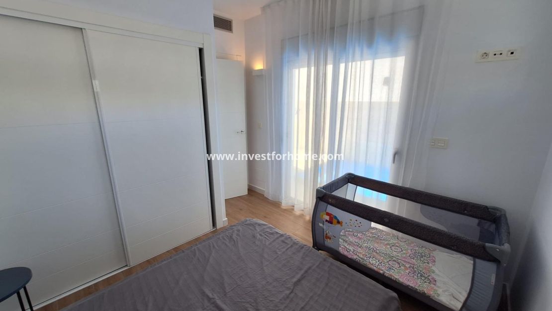 Sale - Villa - Torrevieja - Nueva Torrevieja - Aguas Nuevas