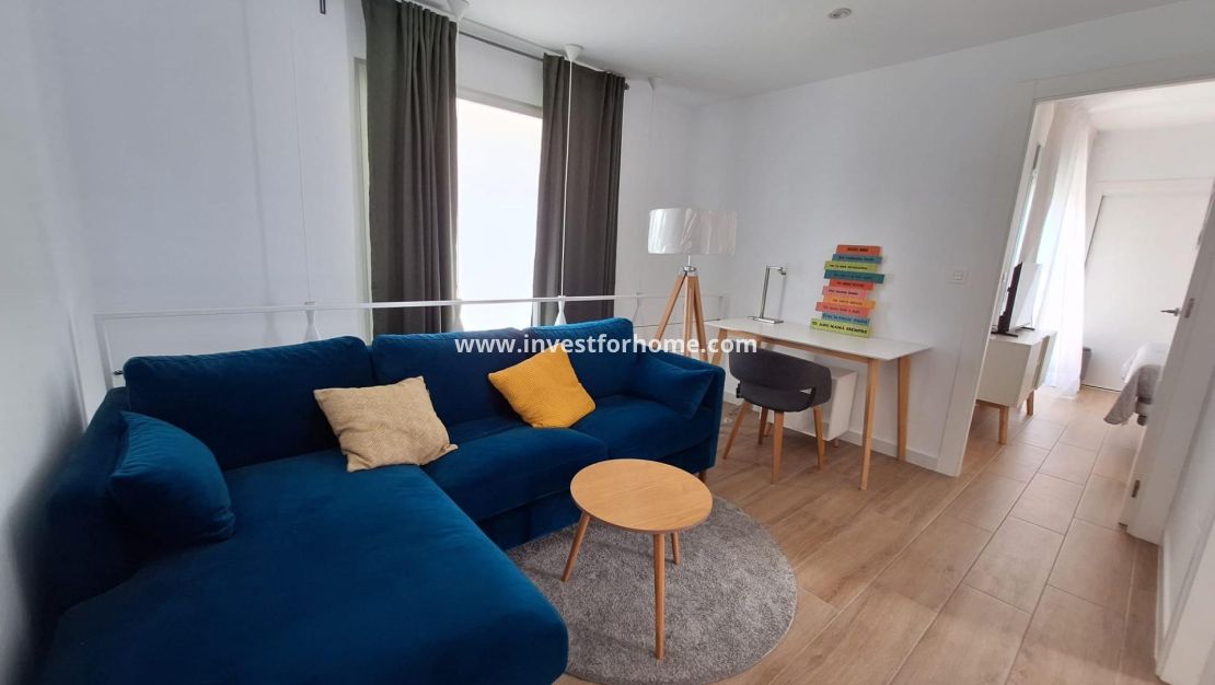 Sale - Villa - Torrevieja - Nueva Torrevieja - Aguas Nuevas