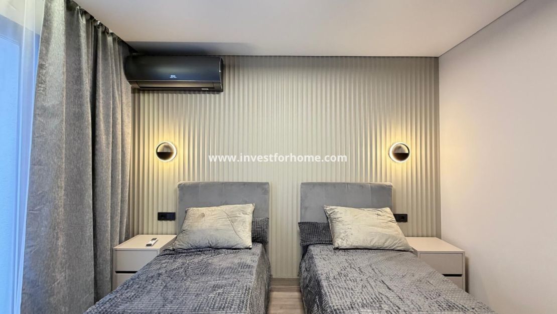 Sale - Villa - Torrevieja - Punta prima