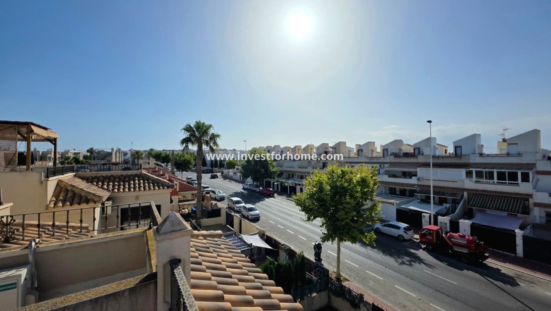 Sale - Villa - Torrevieja - Sector 25