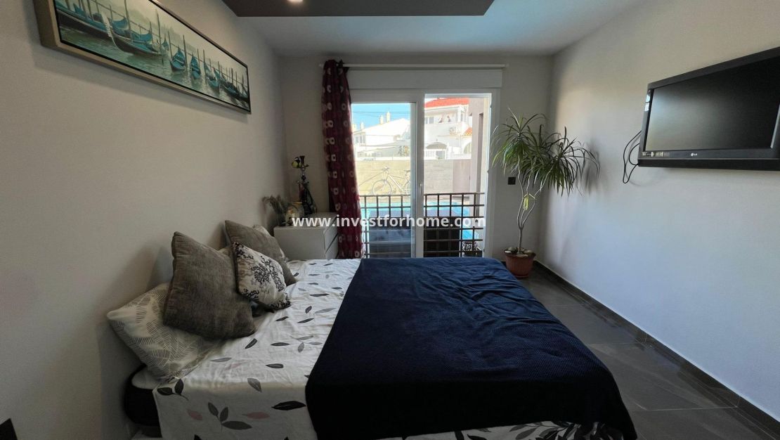 Sale - Villa - Torrevieja - Torrelamata - La Mata