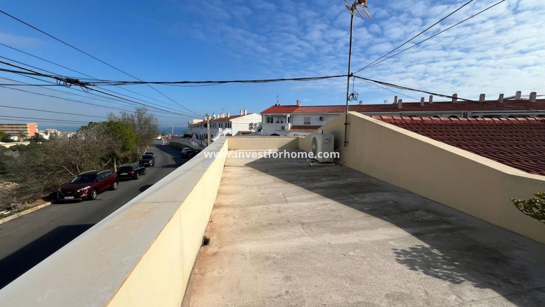 Sale - Villa - Torrevieja - Torrelamata - La Mata