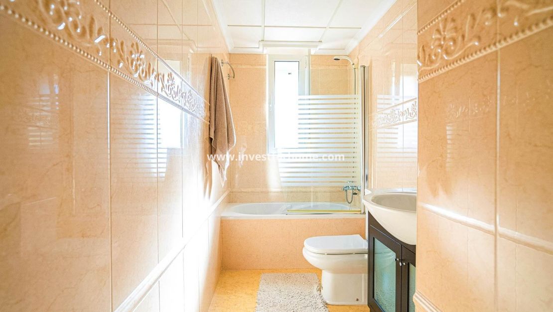 Sale - Villa - Torrevieja - Torrelamata - La Mata