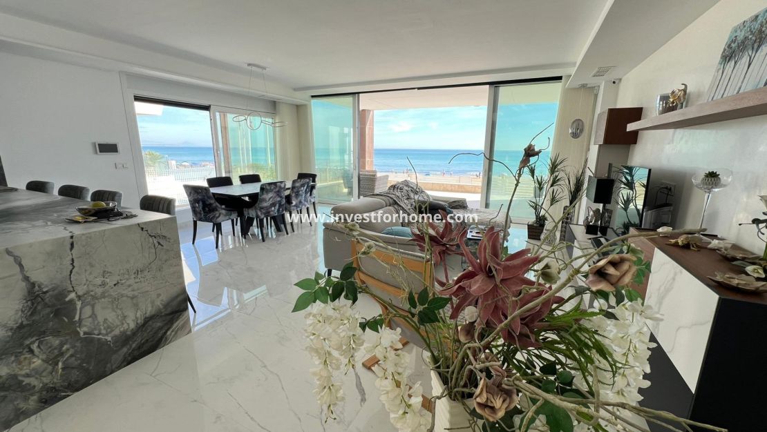 Sale - Villa - Torrevieja - Torrelamata - La Mata