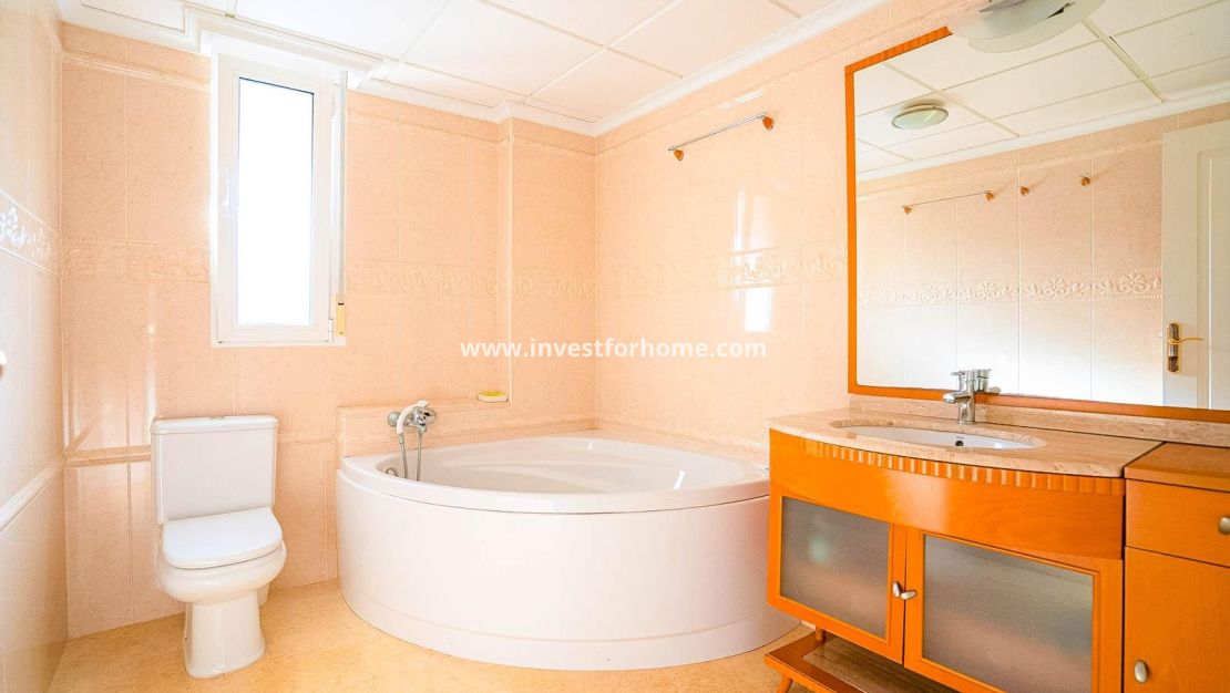 Sale - Villa - Torrevieja - Torrelamata - La Mata