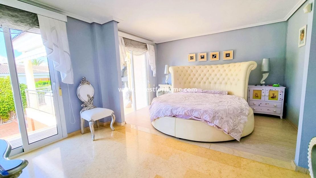 Sale - Villa - Torrevieja - Torrelamata - La Mata