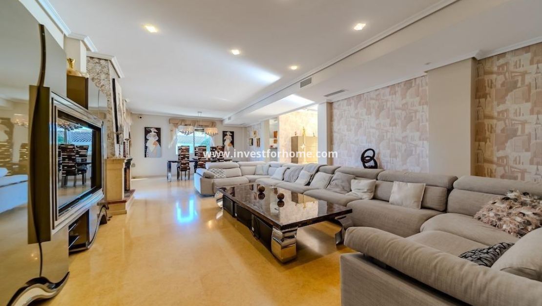 Sale - Villa - Torrevieja - Torrelamata - La Mata