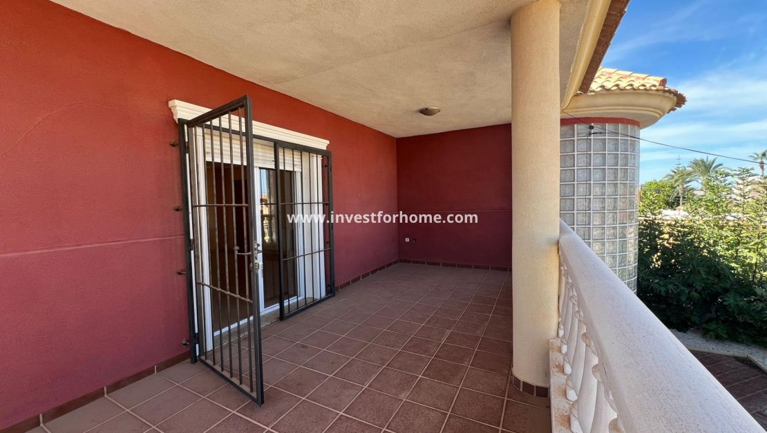 Sale - Villa - Torrevieja - Torreta Florida