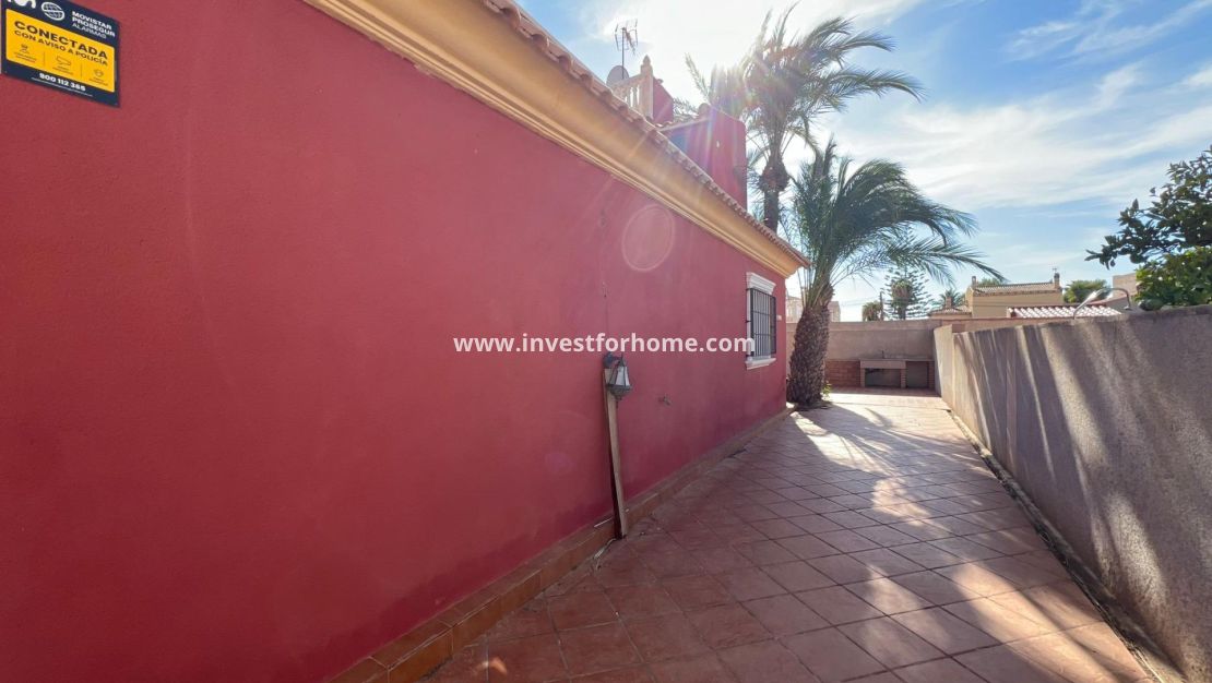 Sale - Villa - Torrevieja - Torreta Florida