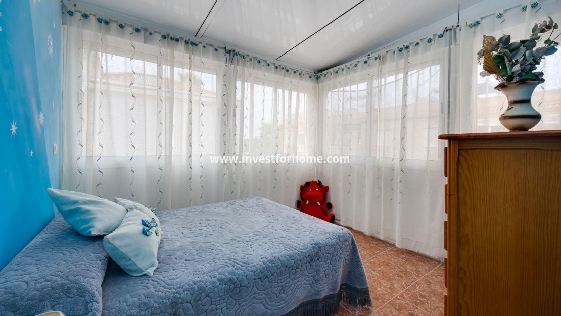 Sale - Villa - Torrevieja - Torreta Florida