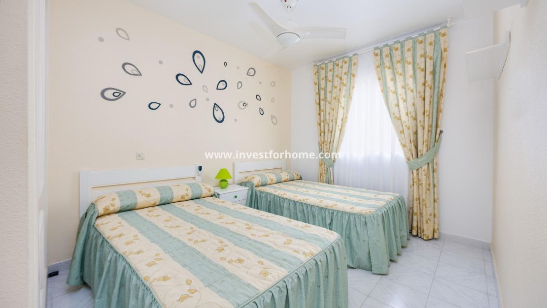 Sale - Villa - Torrevieja - Torreta Florida