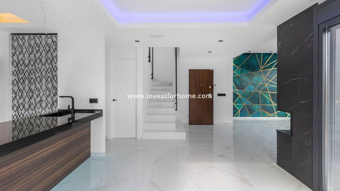 Sale - Villa - Torrevieja - Torreta Florida