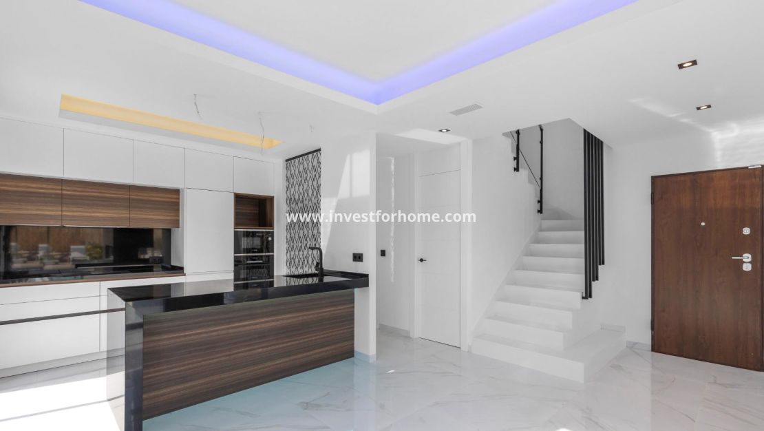 Sale - Villa - Torrevieja - Torreta Florida