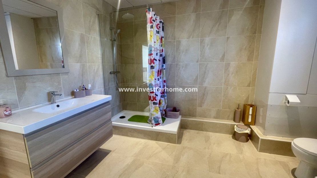 Sale - Villa - Urb. La Marina - Inland