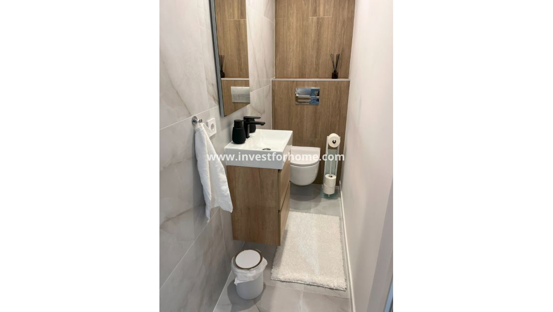 Vente - Appartement - Torrevieja - Center
