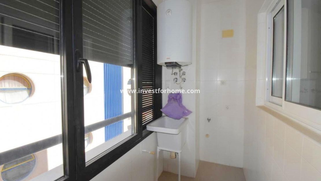 Vente - Appartement - Torrevieja - Centro - Muelle Pesquero