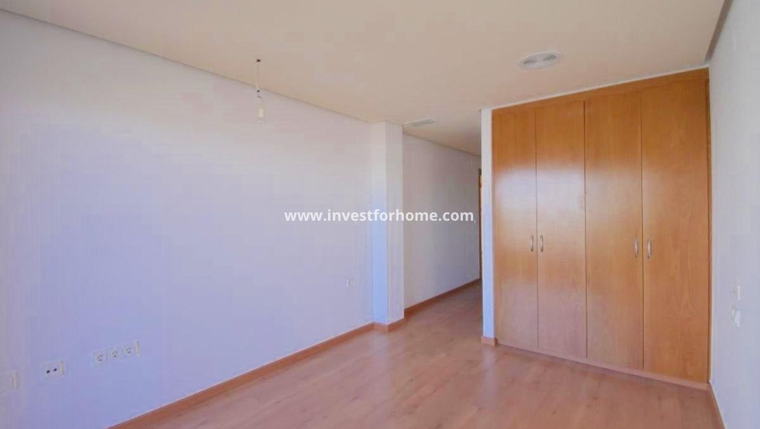 Vente - Appartement - Torrevieja - Centro - Muelle Pesquero