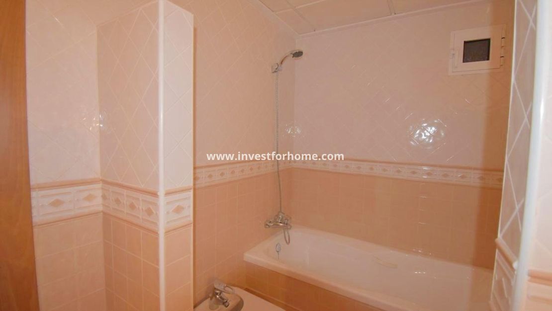 Vente - Appartement - Torrevieja - Centro - Muelle Pesquero