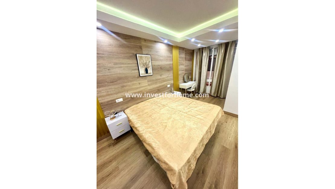 Vente - Appartement - Torrevieja - Centro - Muelle Pesquero