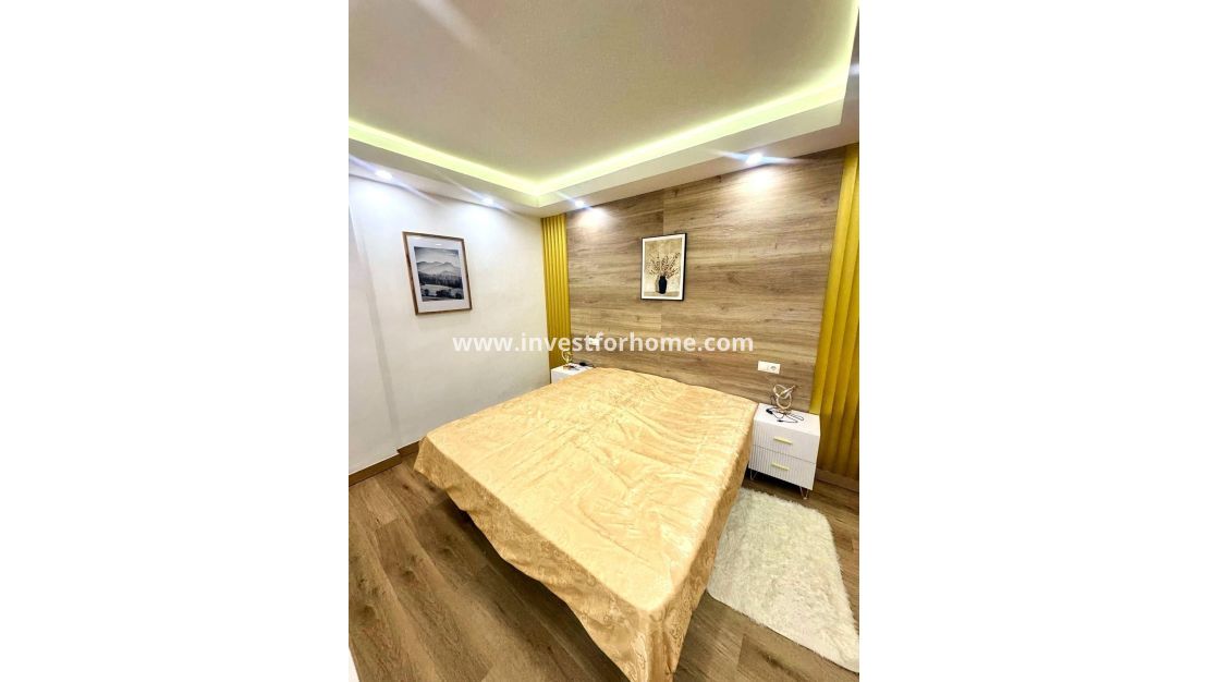 Vente - Appartement - Torrevieja - Centro - Muelle Pesquero