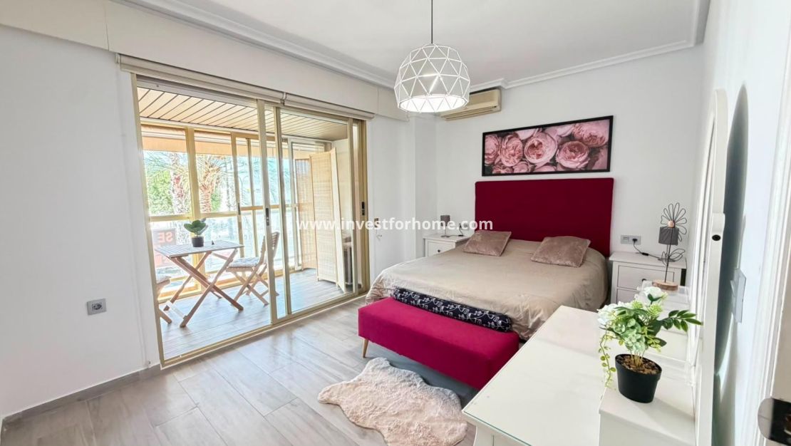 Vente - Appartement - Torrevieja - Centro - Muelle Pesquero