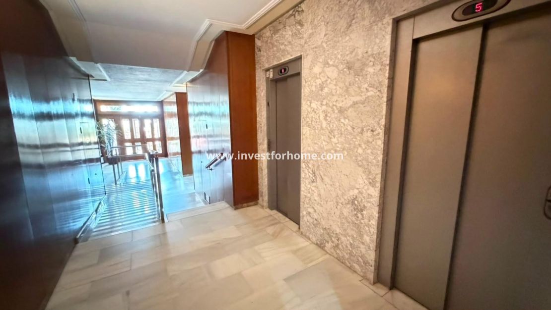 Vente - Appartement - Torrevieja - Centro - Muelle Pesquero