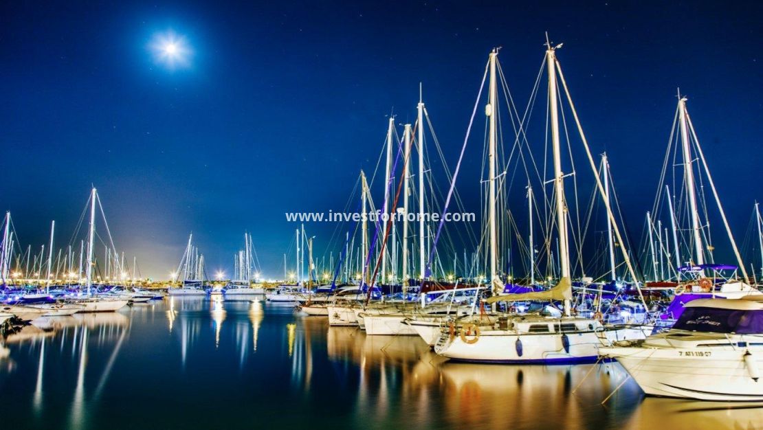 Vente - Appartement - Torrevieja - Centro - Muelle Pesquero