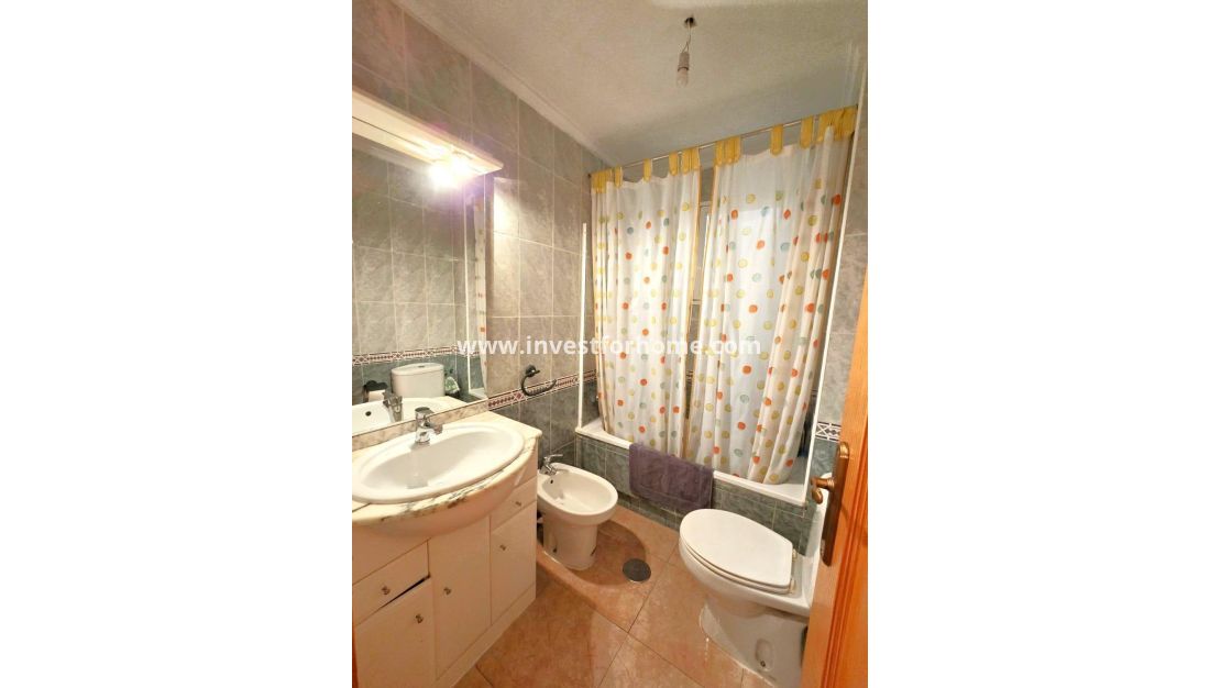 Vente - Appartement - Torrevieja - Centro