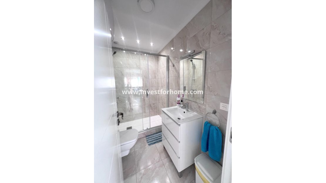 Vente - Appartement - Torrevieja - Centro