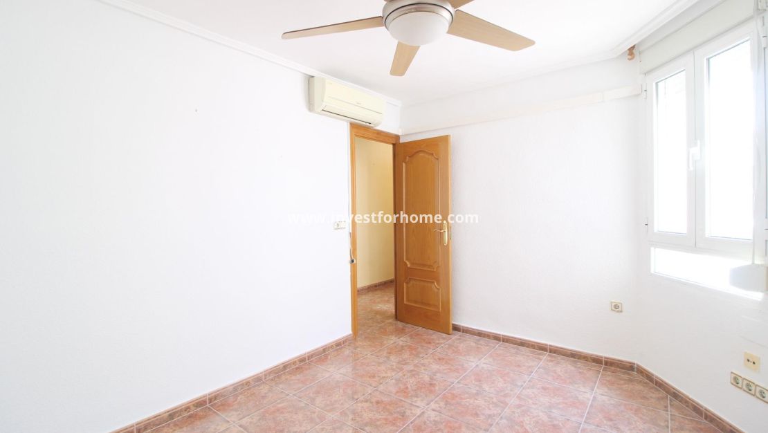 Vente - Appartement - Torrevieja - Centro