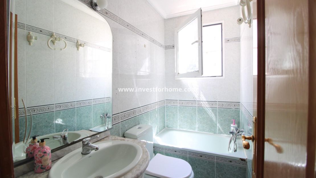 Vente - Appartement - Torrevieja - Centro