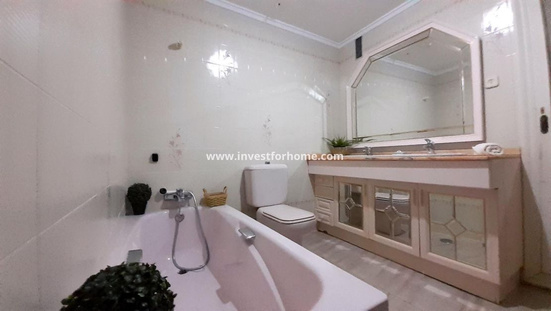 Vente - Appartement - Torrevieja - Centro