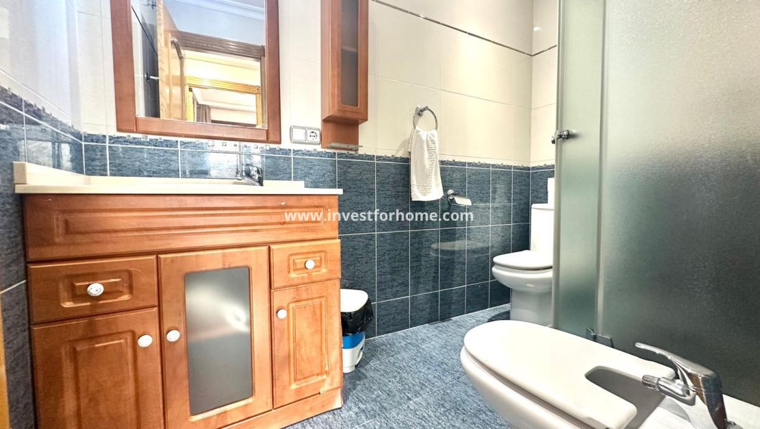 Vente - Appartement - Torrevieja - Centro