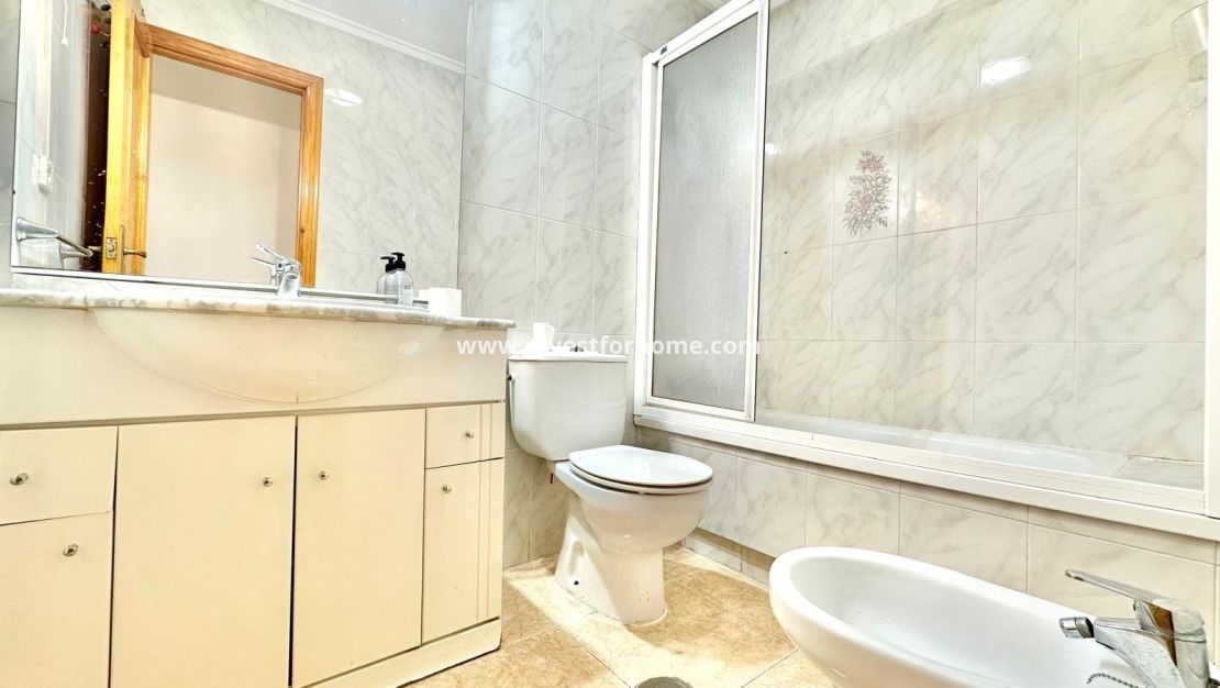 Vente - Appartement - Torrevieja - Centro