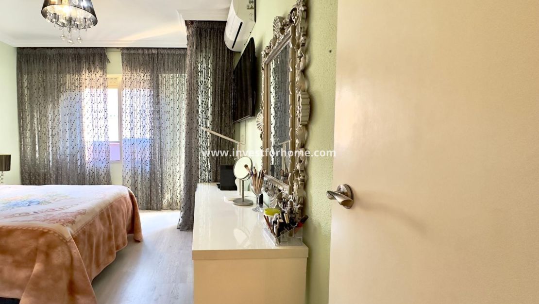 Vente - Appartement - Torrevieja - Centro