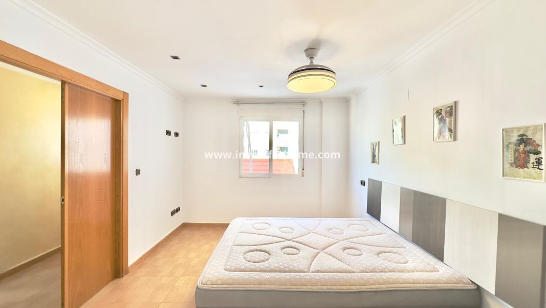 Vente - Appartement - Torrevieja - Centro