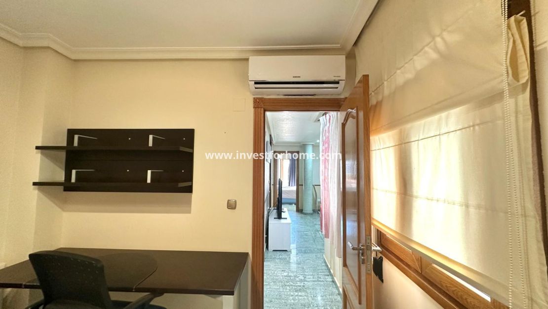 Vente - Appartement - Torrevieja - Centro