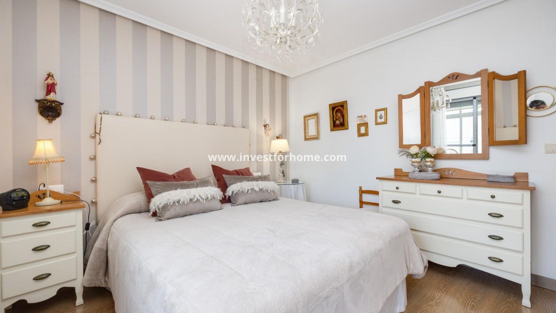 Vente - Appartement - Torrevieja - Centro