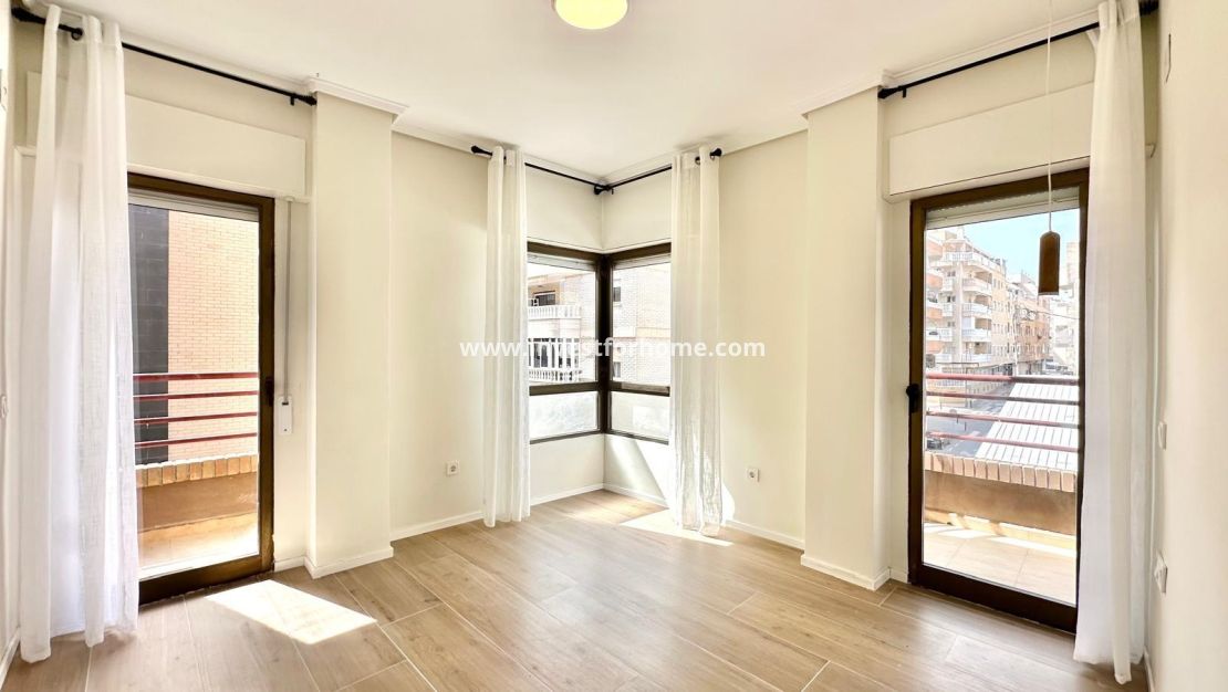 Vente - Appartement - Torrevieja - Centro