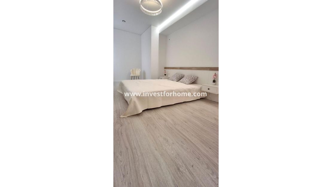 Vente - Appartement - Torrevieja - Centro