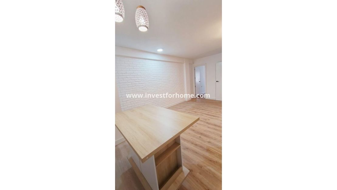 Vente - Appartement - Torrevieja - Centro