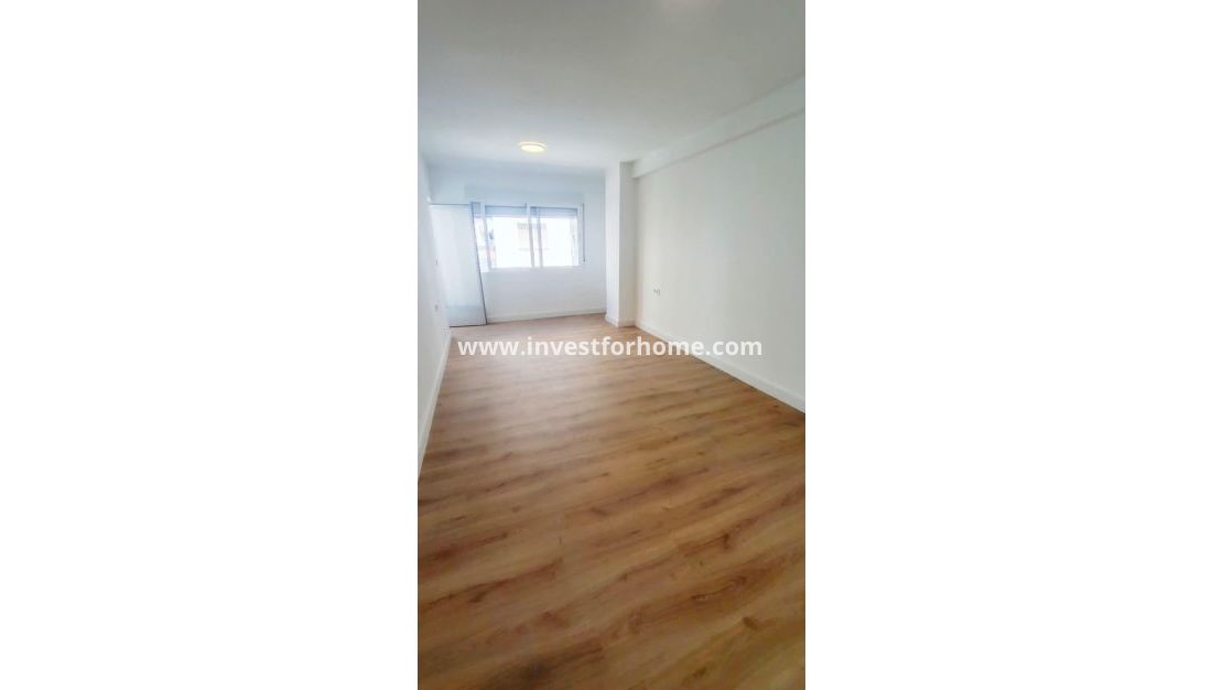 Vente - Appartement - Torrevieja - Centro