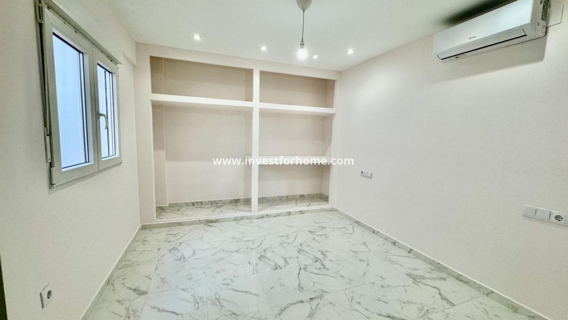 Vente - Appartement - Torrevieja - Centro