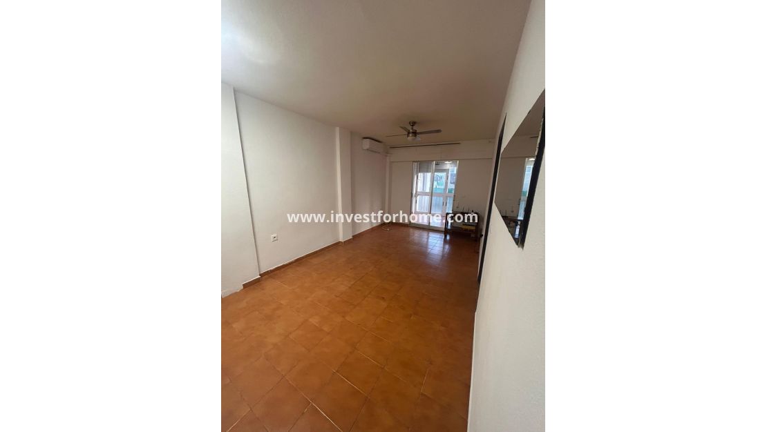 Vente - Appartement - Torrevieja - La Veleta